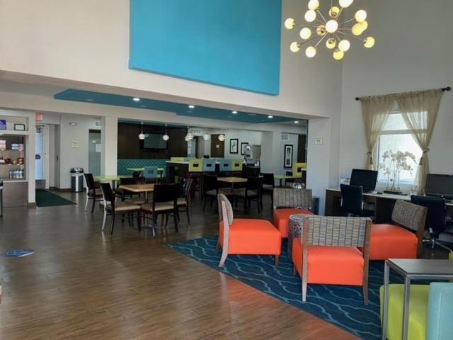 La Quinta By Wyndham Oceanfront Daytona Hotel 3*