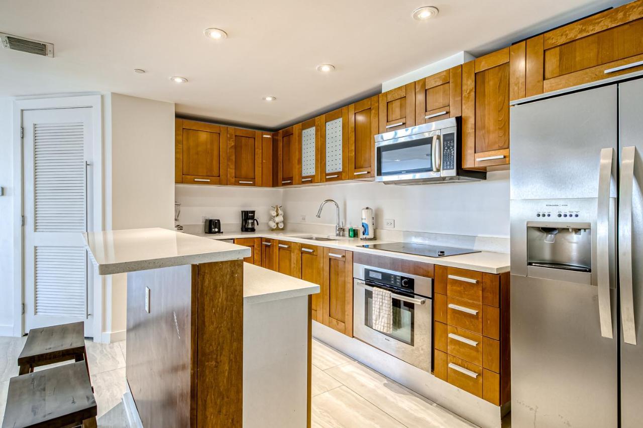 Apartment Modern Ocean Drive In The Heart Of Sobe!