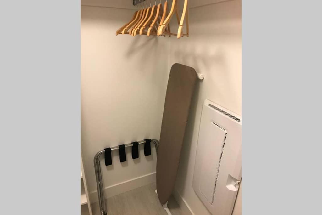 Luxury Condo-hbh Apartment
