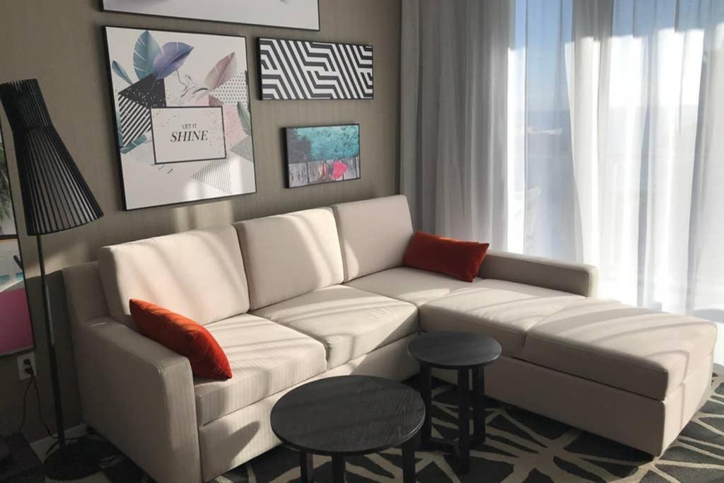 Apartment Luxury Condo-hbh