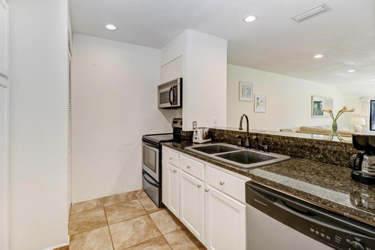 Saddlebrook Golf Course View With Kitchen *