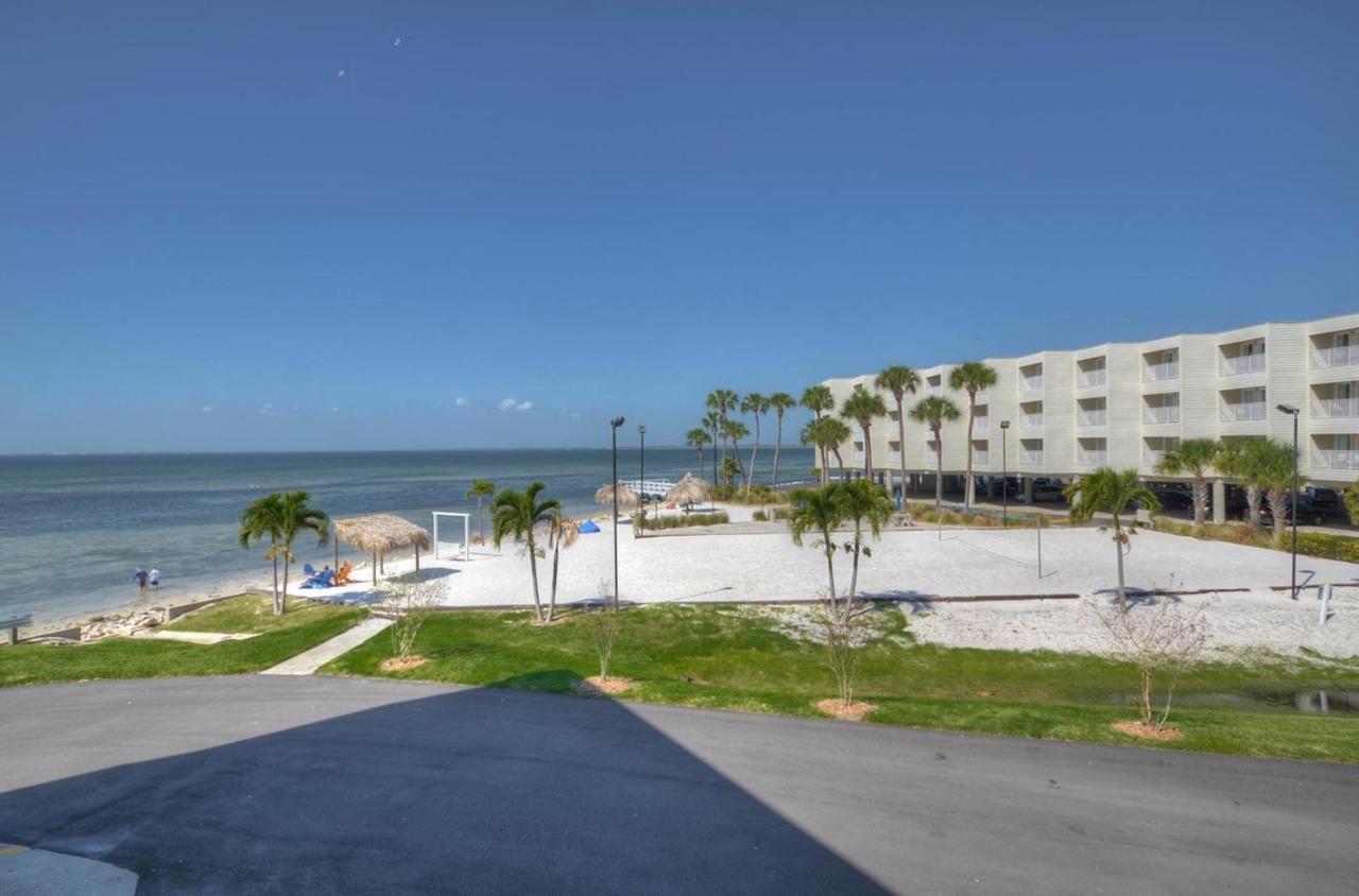 252-wifi Waterfront, Amazing View From Balcony-close To Bucs Stadium Apartment *