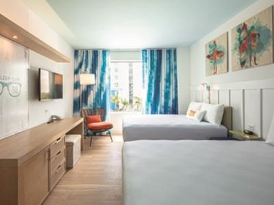 Universal's Endless Summer - Surfside And 3*