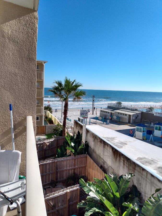 Apartment Ocean Balmy Warm Healing Breeze Under Sapphire Sky Year Round On Sunny Balcony
