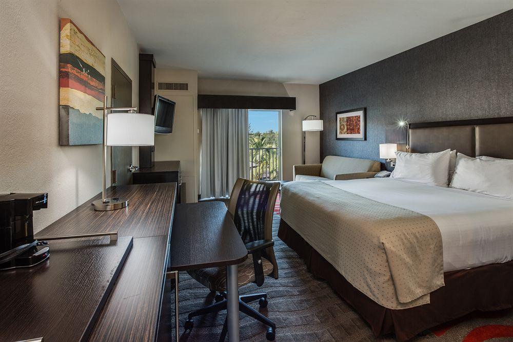 Express & Downtown - 5th Avenue By Ihg 3* Naples
