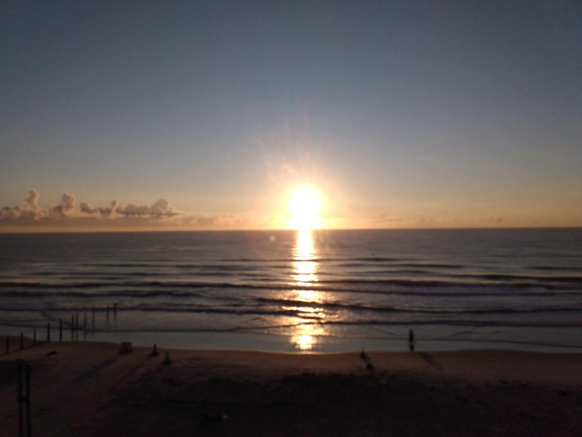 Apartment Ocean Balmy Warm Healing Breeze Under Sapphire Sky Year Round On Sunny Balcony Daytona Beach