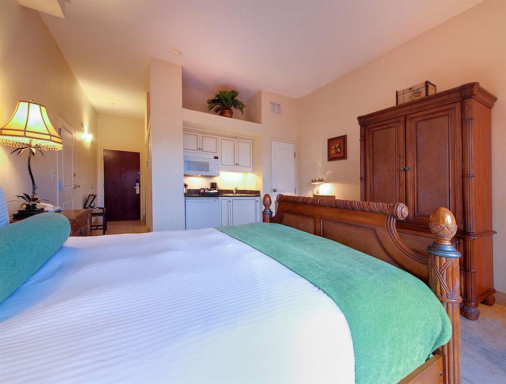 Tahitian Boutique 3* Tampa
