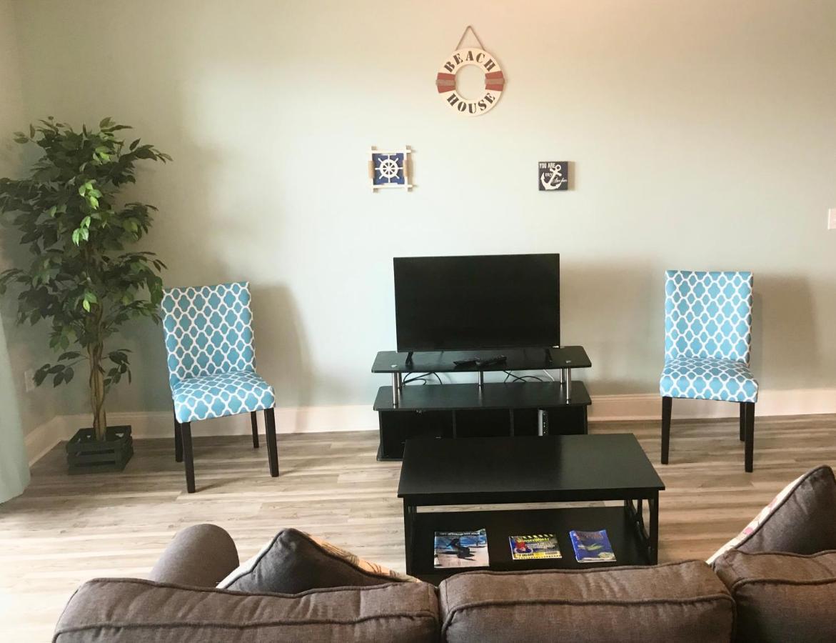 Laketown 5 Pools Steps To Family Friendly *