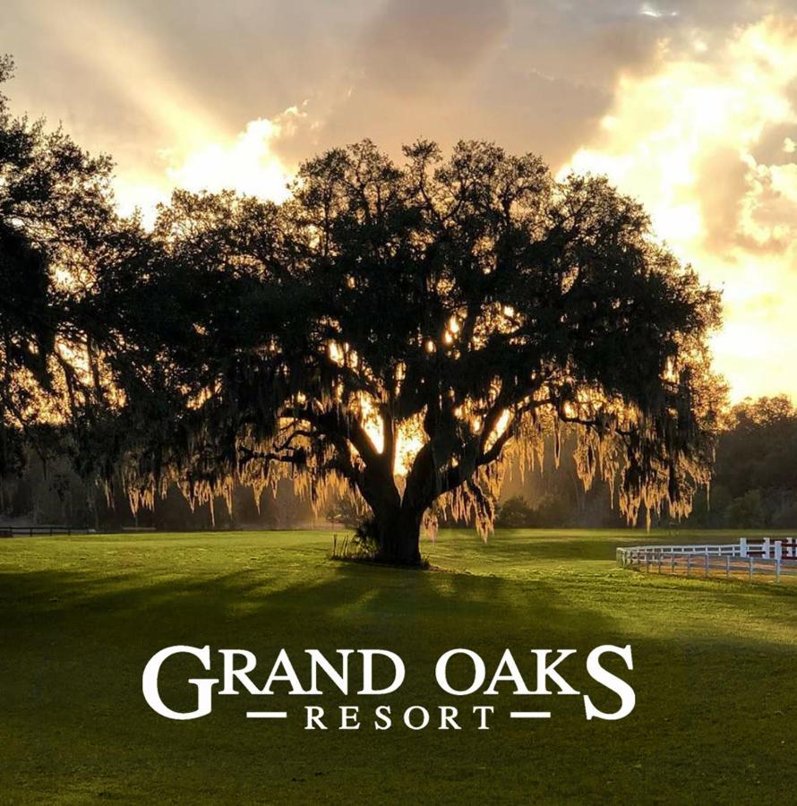 Resort The Grand Oaks Weirsdale