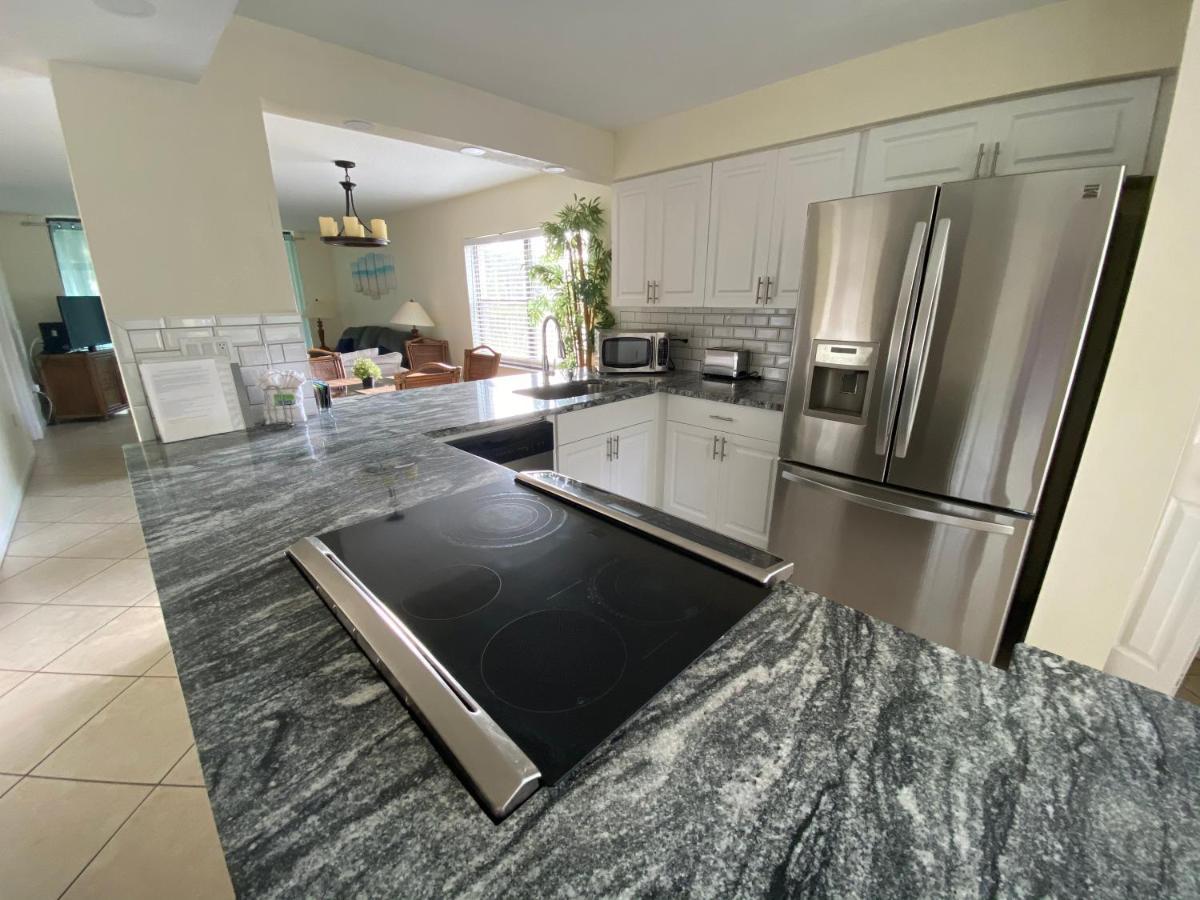 Shorewalk 2 Bedroom 2 Bathroom Near Img And Villa