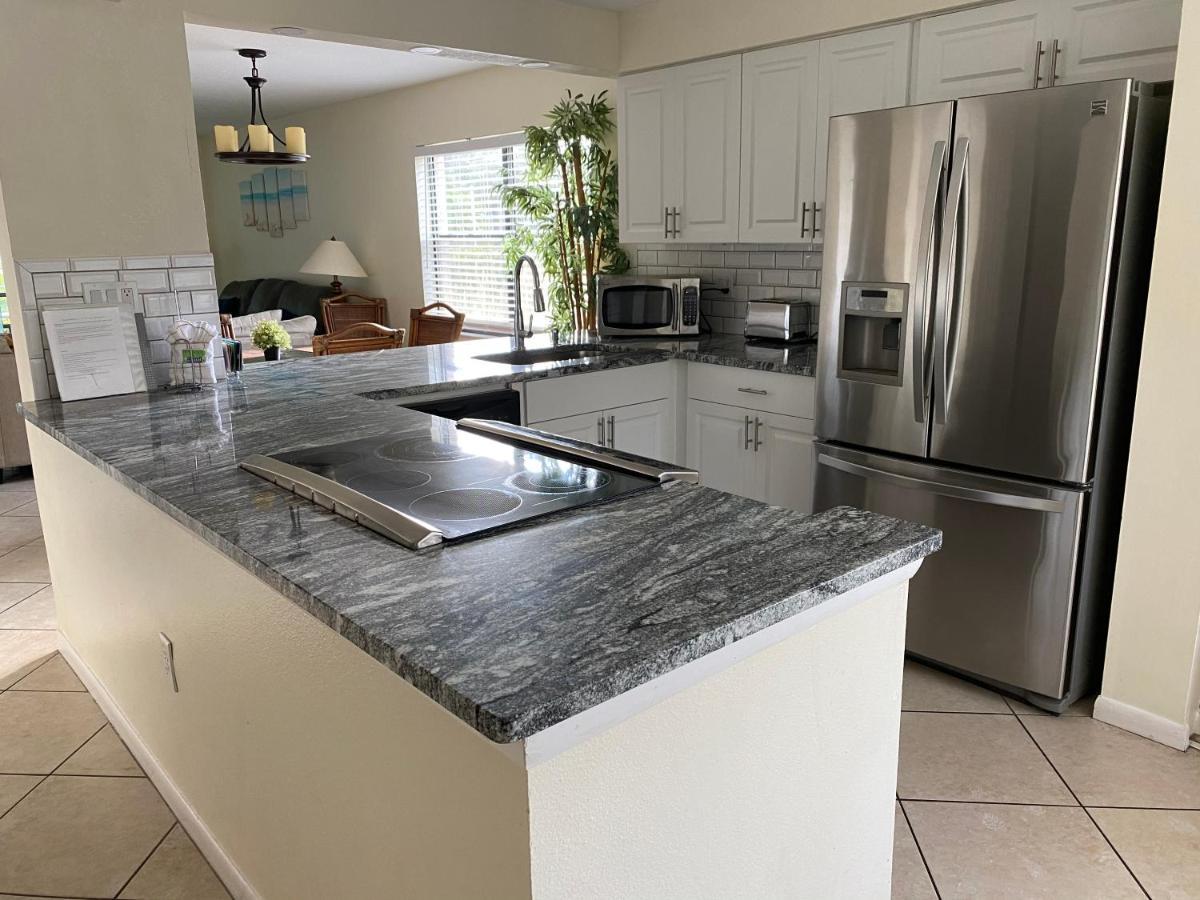 Villa Shorewalk 2 Bedroom 2 Bathroom Near Img And