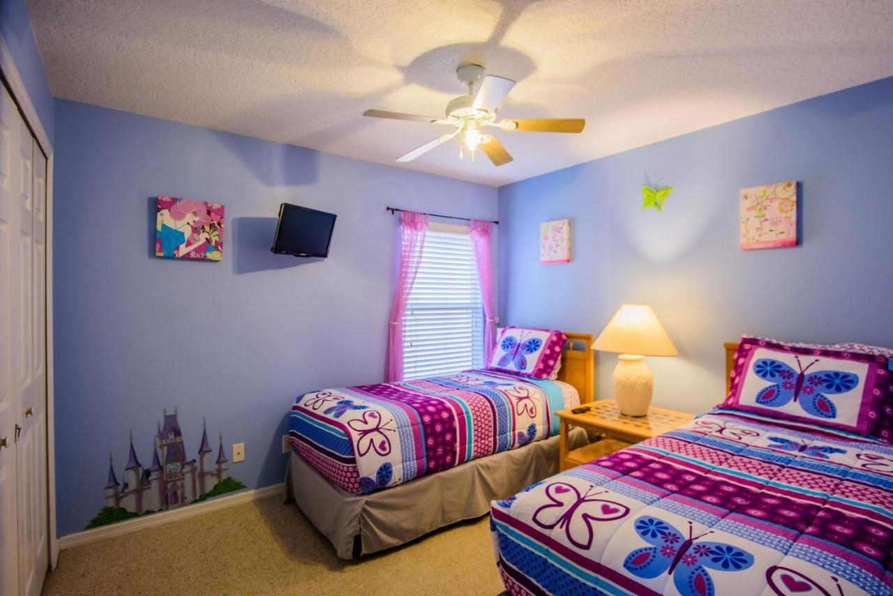Group Friendly 8br With Private Pool 5 Miles To Kissimmee
