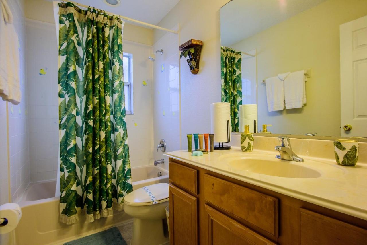 Group Friendly 8br With Private Pool 5 Miles To