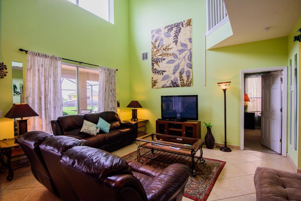 Group Friendly 8br With Private Pool 5 Miles To Holiday home Kissimmee