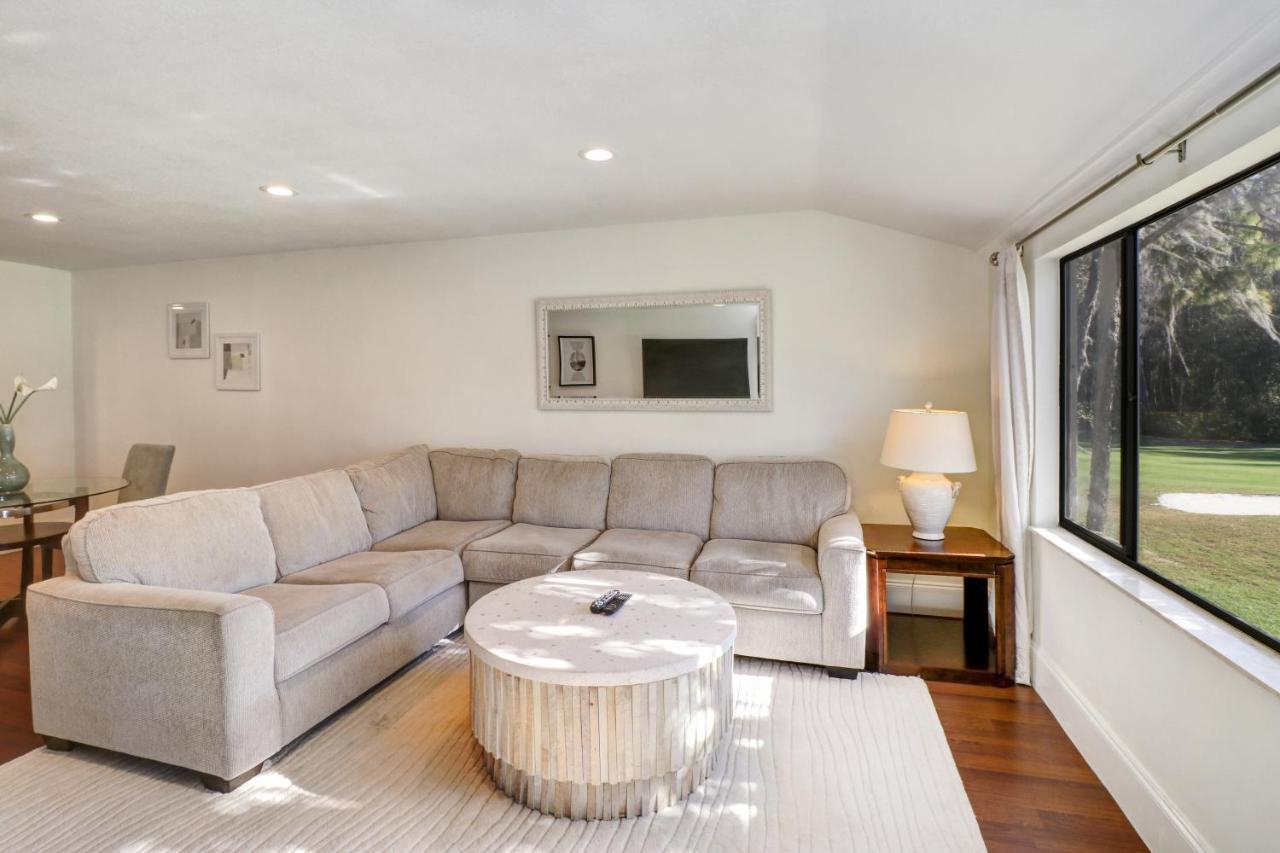 Apartment Saddlebrook Golf Course View With Kitchen