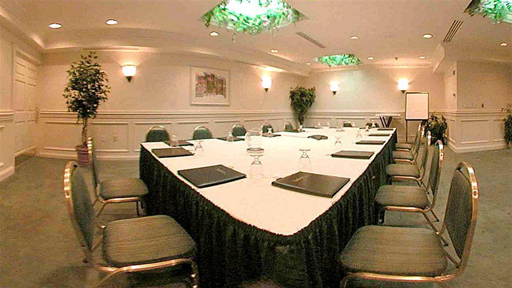 Hotel Radisson At The Port Cape Canaveral