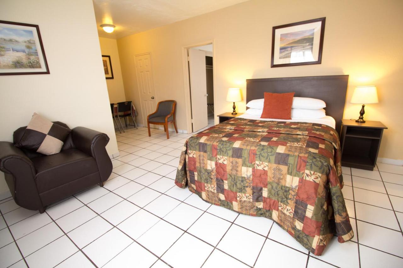 Hotel Parkway 3*
