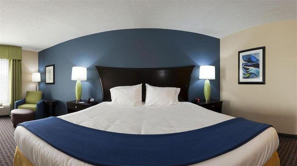 Express & Largo-clearwater By Ihg 2*