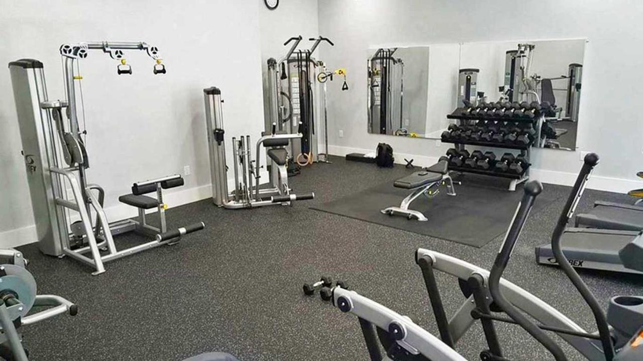 The Nautical! Amazing 3bed 2bath At Yacht Club Apartment *