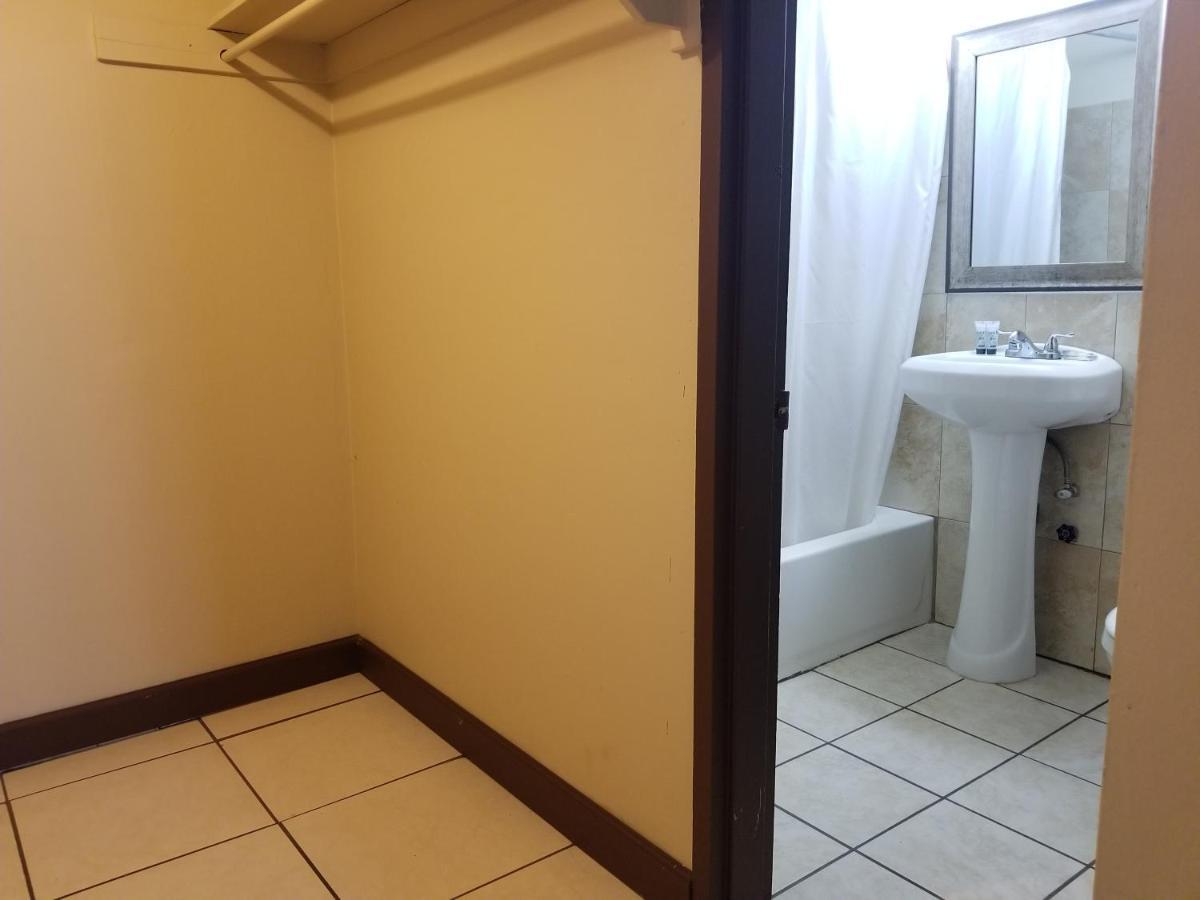 Parkway 3* Miami Springs