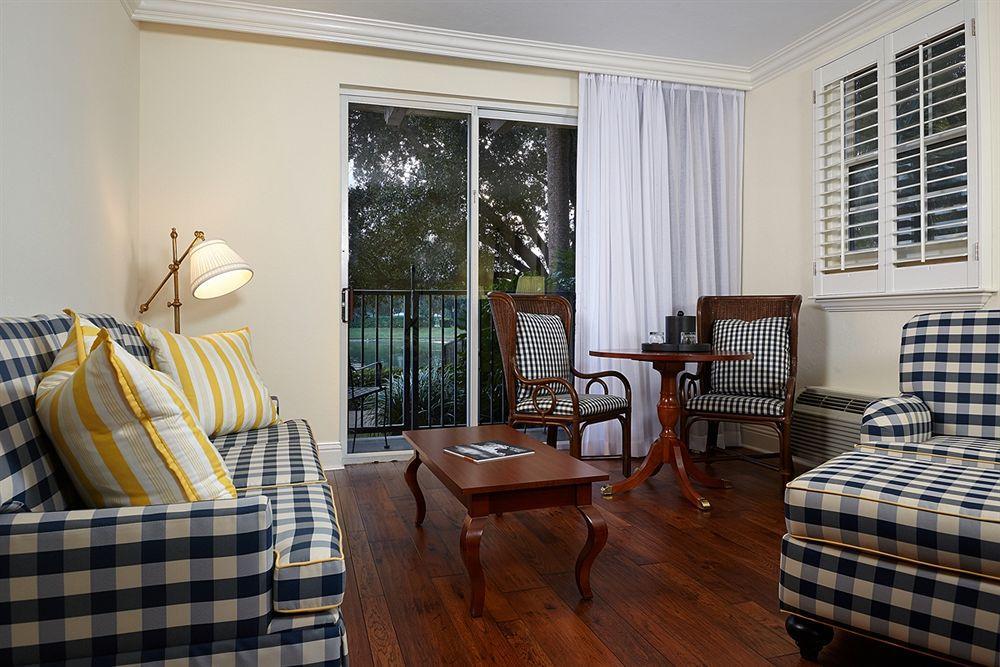 Hotel At Pelican Bay Naples