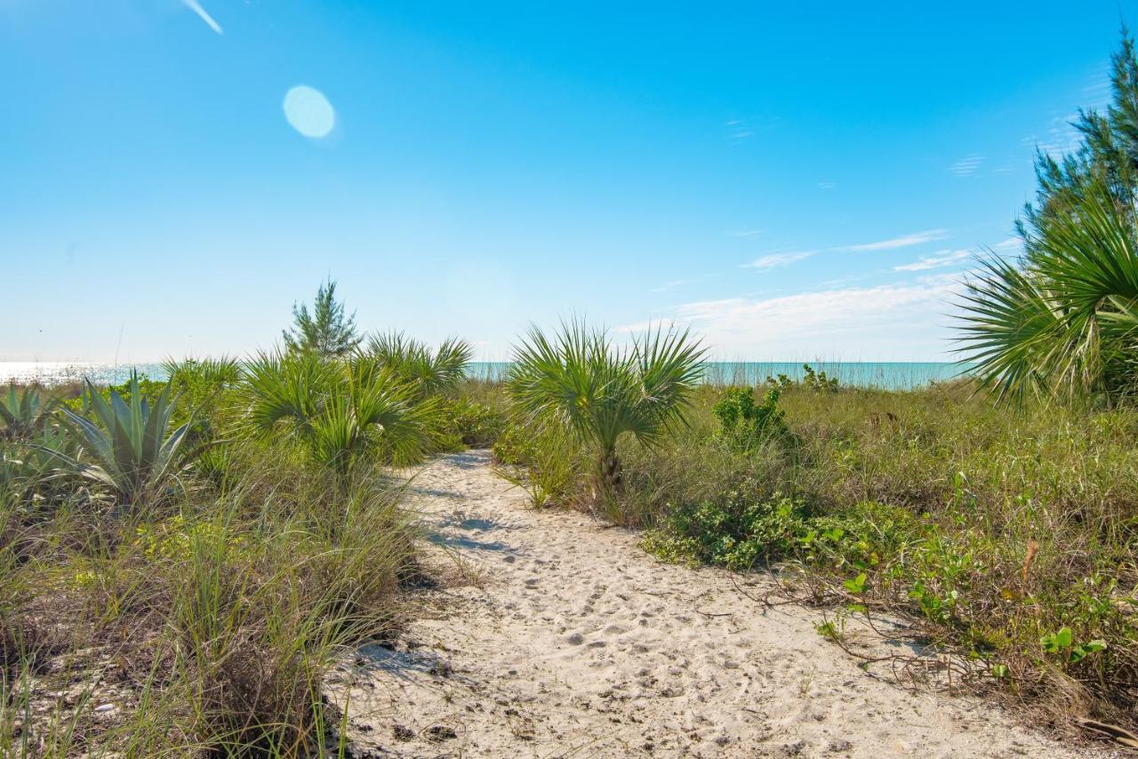 Casey Key Retreat *
