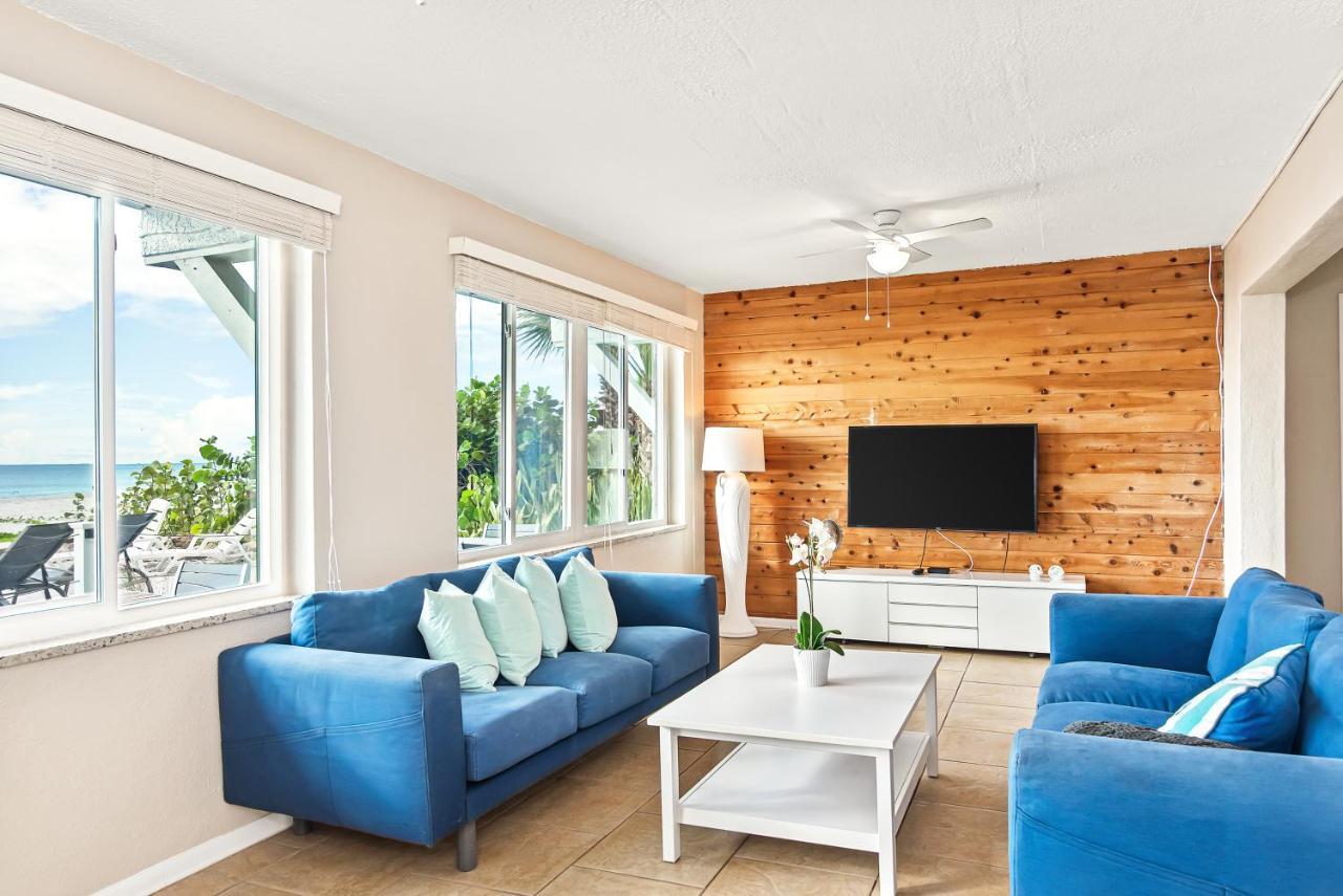 Island House Apartment