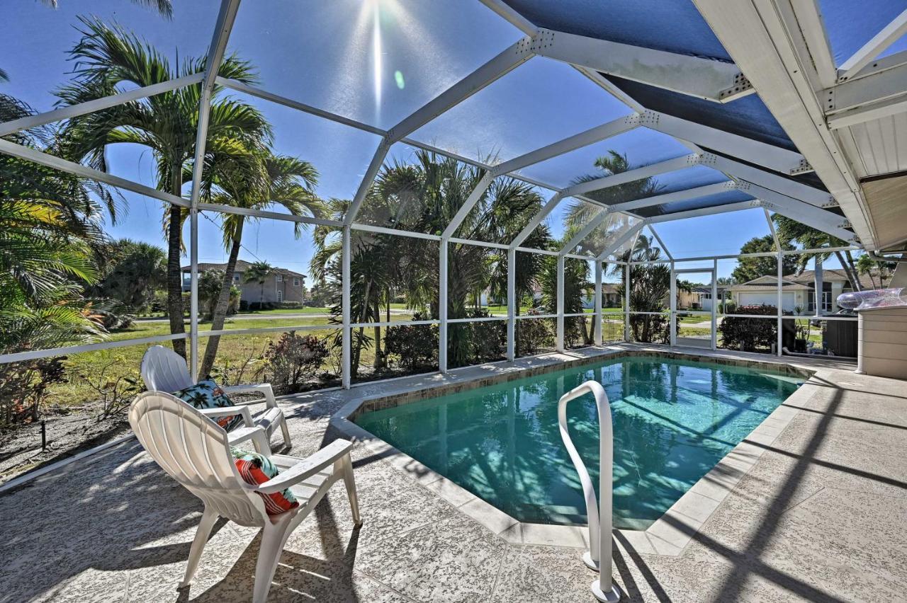 Sunny Oasis Less Than 2 Miles To Beach!