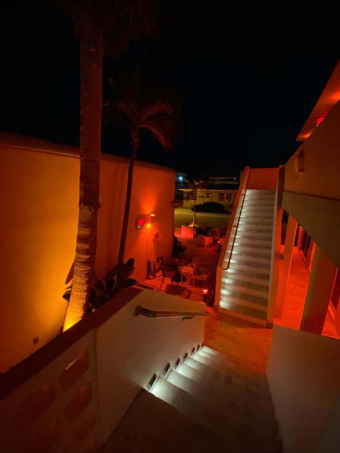 The Marlin Beachside Hollywood