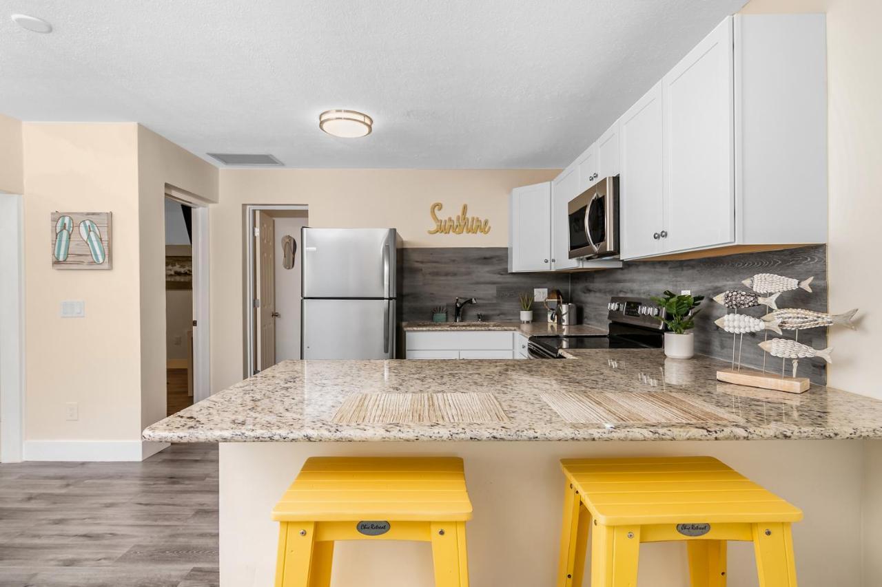 Latitude 26 Waterfront Boutique - Myers Inn Fort Myers Beach