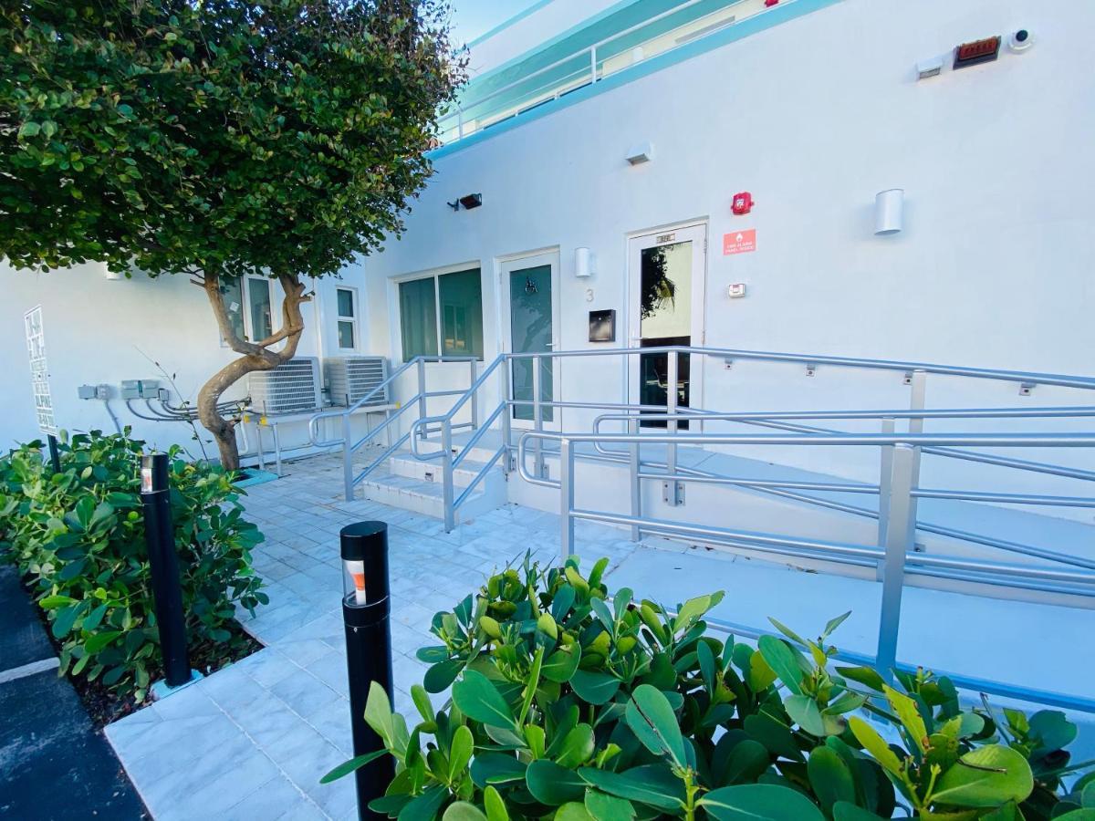 The Marlin Beachside *