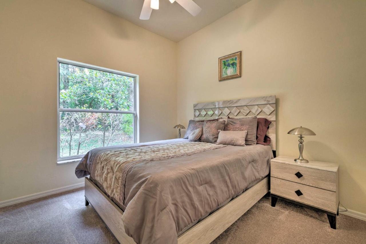 Holiday home Luxe House With Lanai And Pool, 2 Miles To Golf!