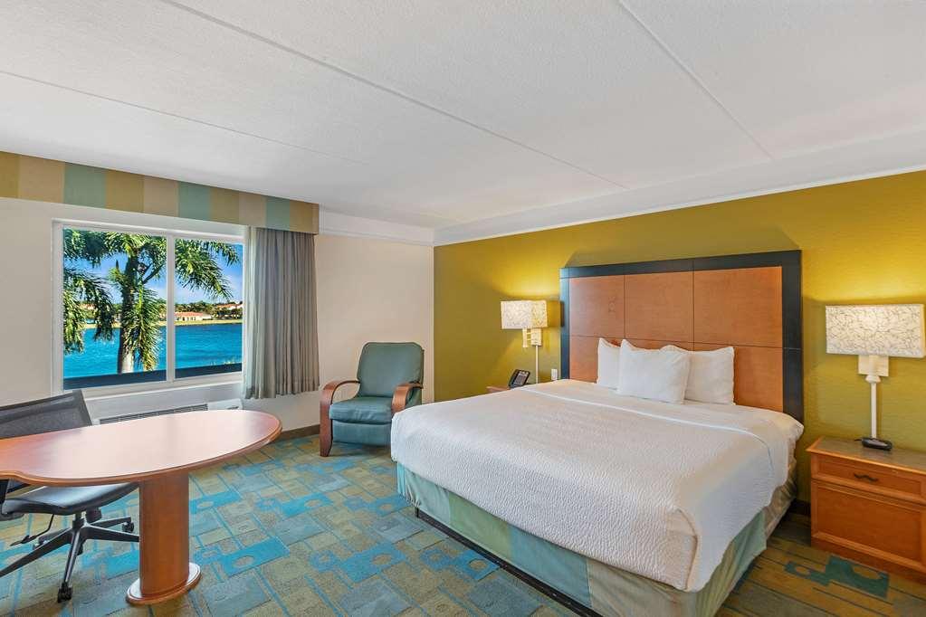 La Quinta By Wyndham Ft. Lauderdale Airport Hotel