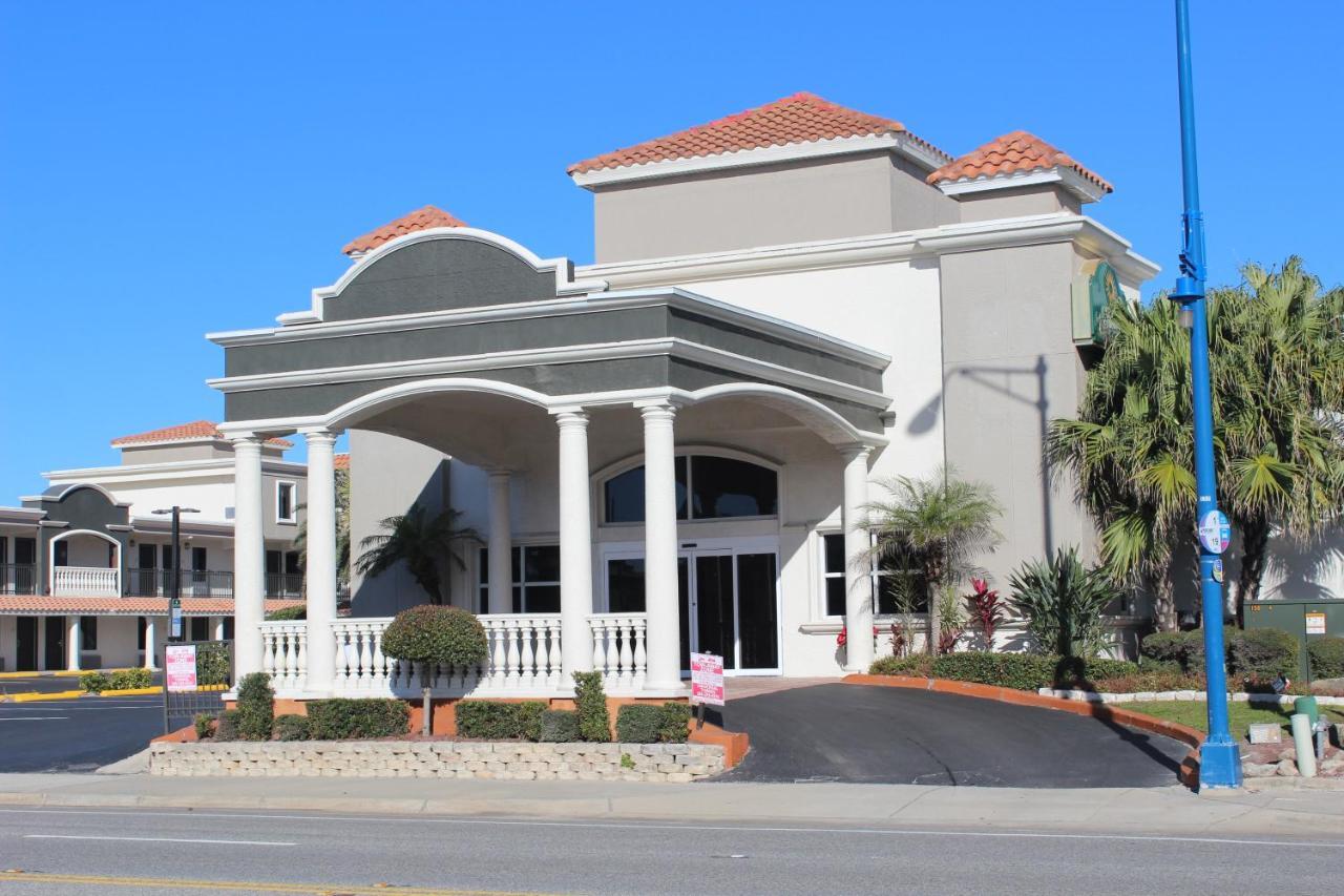 Hotel La Quinta By Wyndham Oceanfront Daytona 3*