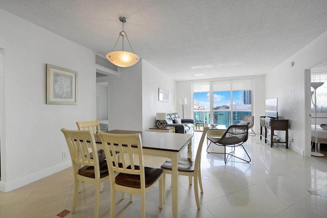 Apartment 2 Bedrooms 2 Full Bathrooms Apt. On The *