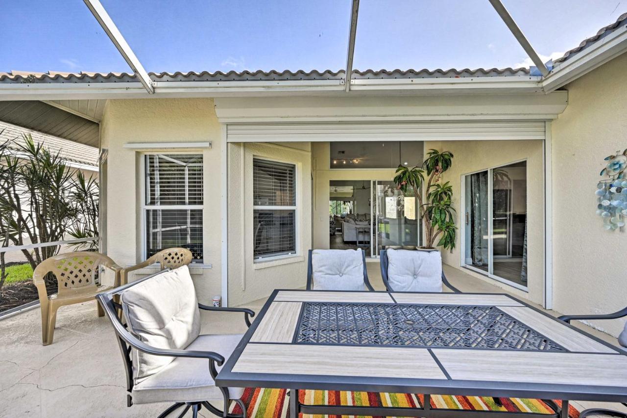 Lely With Lanai - 1 Mi To Golf Course! Holiday home *
