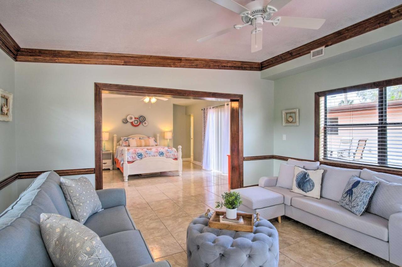 Cozy With Deck And Pool 5 Mi To Beach! Holiday home Melbourne