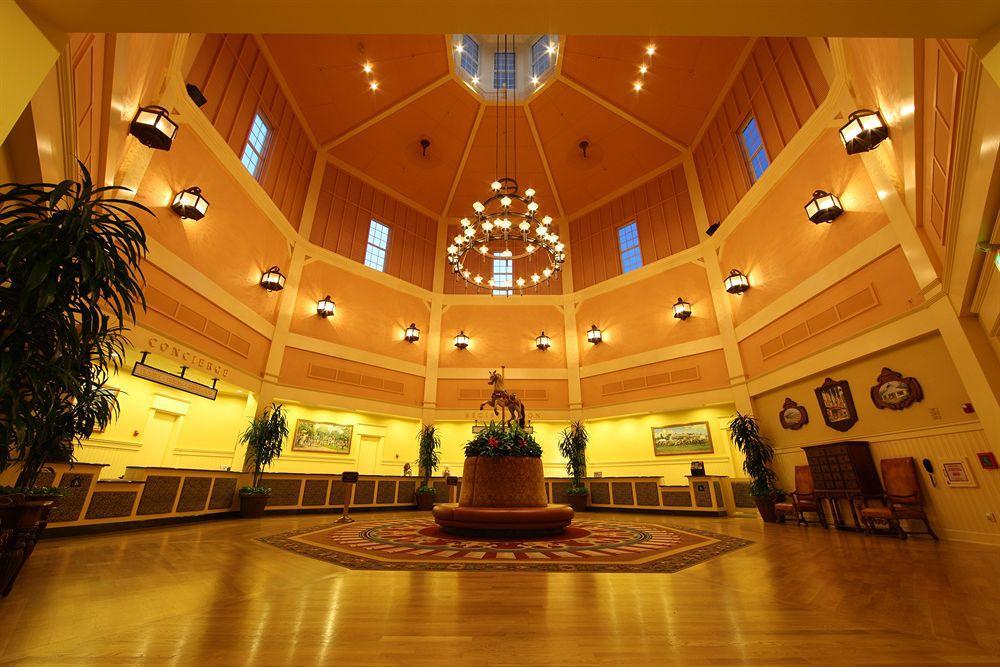 Disney's Saratoga Springs & 4* Lake Buena Vista