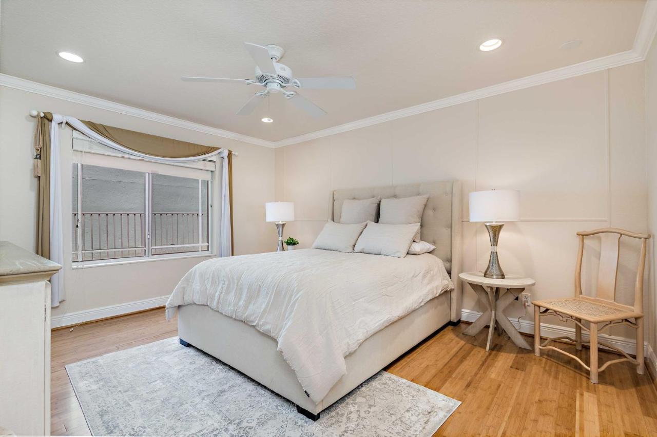 Sunny Waterfront By West Palm With Hot Tub! *