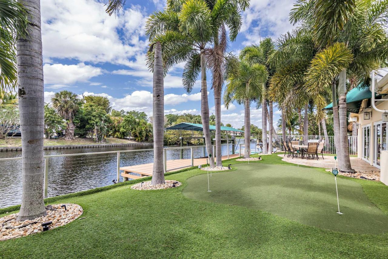 Sunny Waterfront By West Palm With Hot Tub! Holiday home