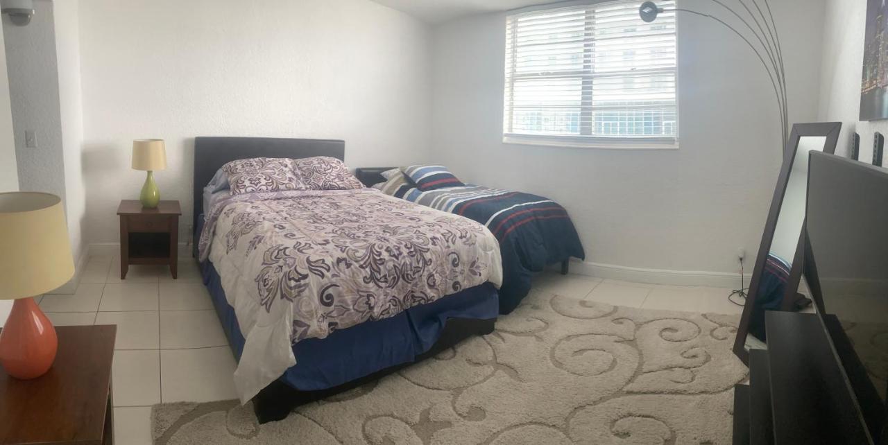 Apartment Vacation 4001 Hollywood