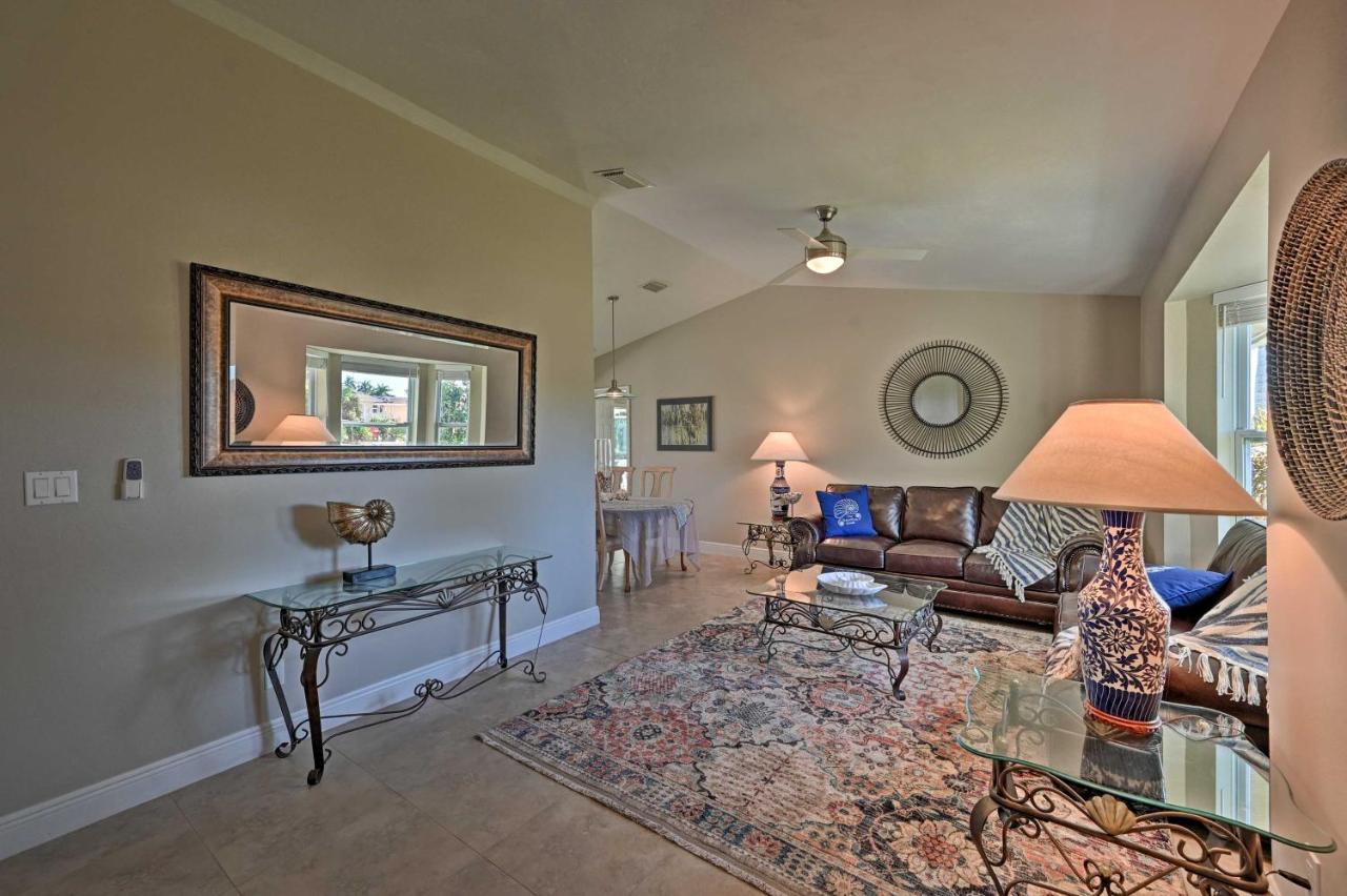 Sunny Oasis Less Than 2 Miles To Beach! Holiday home Marco Island