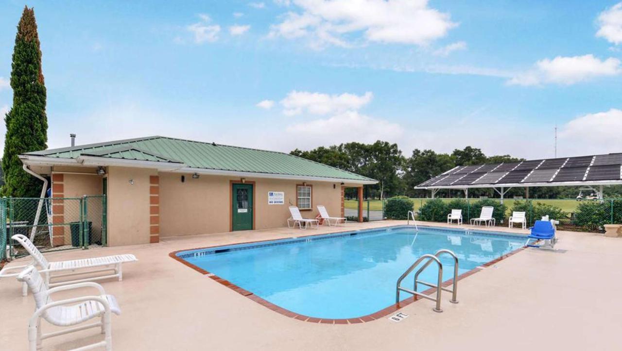 Magnuson Wildwood Hotel 3*