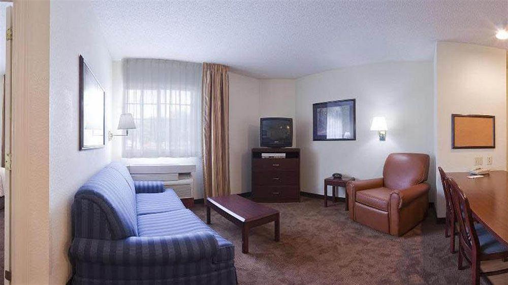 Sonesta Simply Miami Airport Hotel