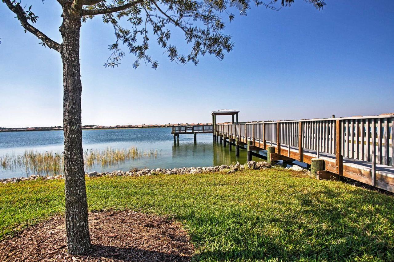 Holiday home Newly Built Lakeside With Private Pool!