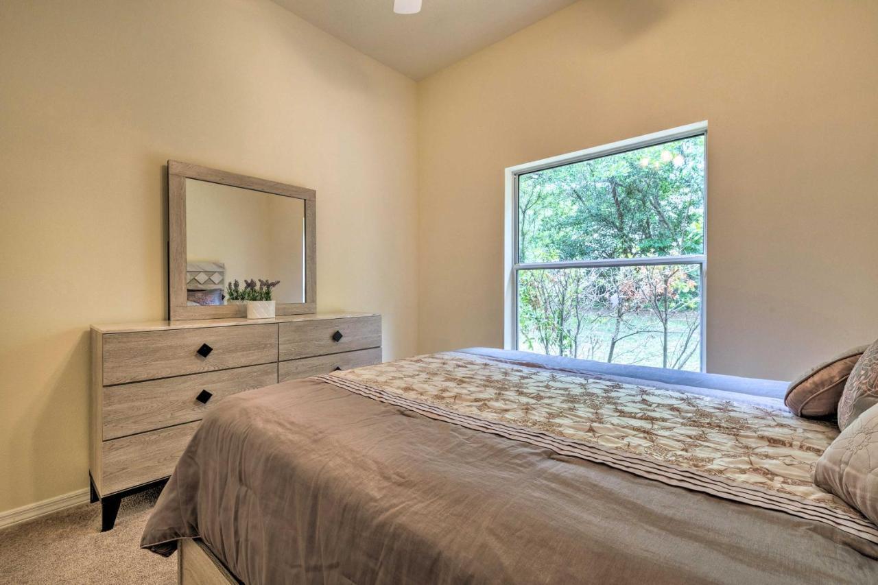 Luxe House With Lanai And Pool, 2 Miles To Golf! Holiday home *