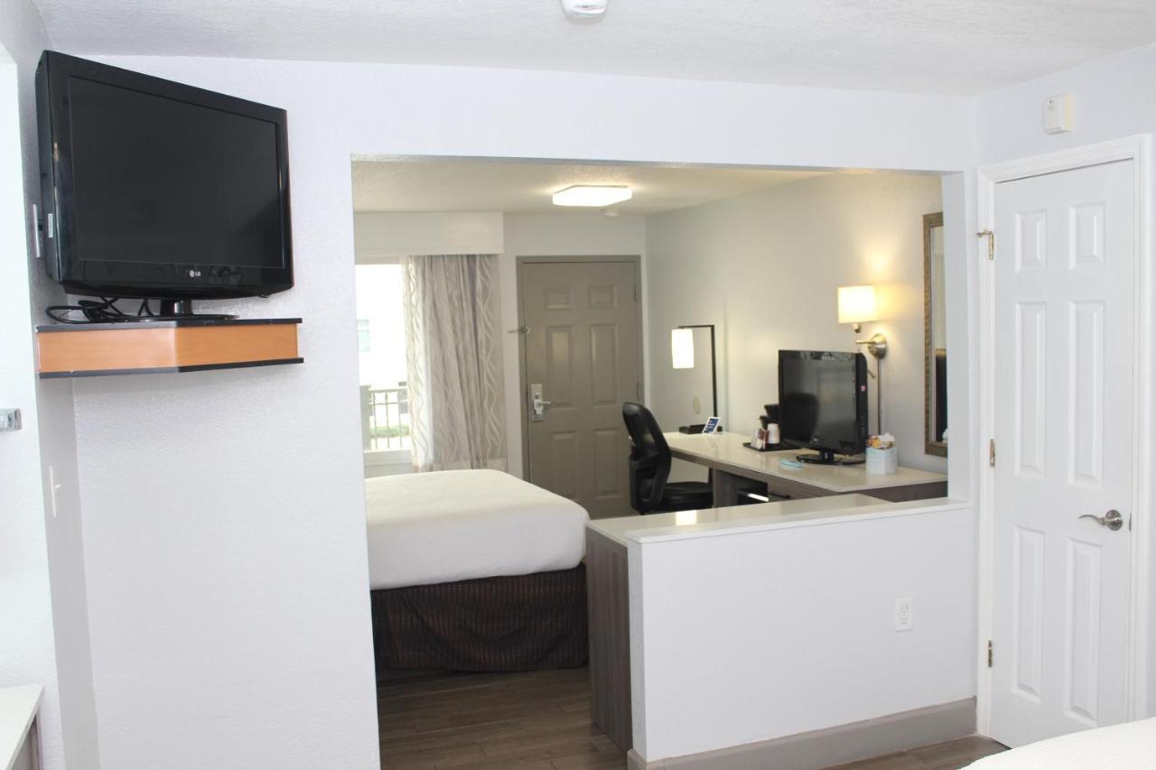 La Quinta By Wyndham Oceanfront Daytona