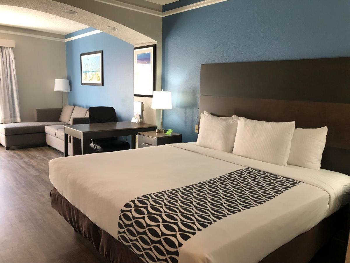 La Quinta By Wyndham Pcb Coastal Palms 3*