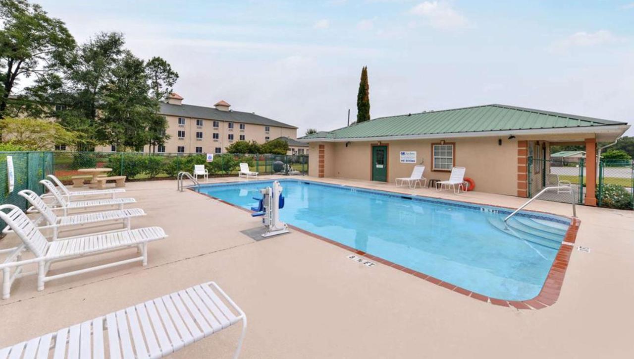 Magnuson Wildwood Hotel