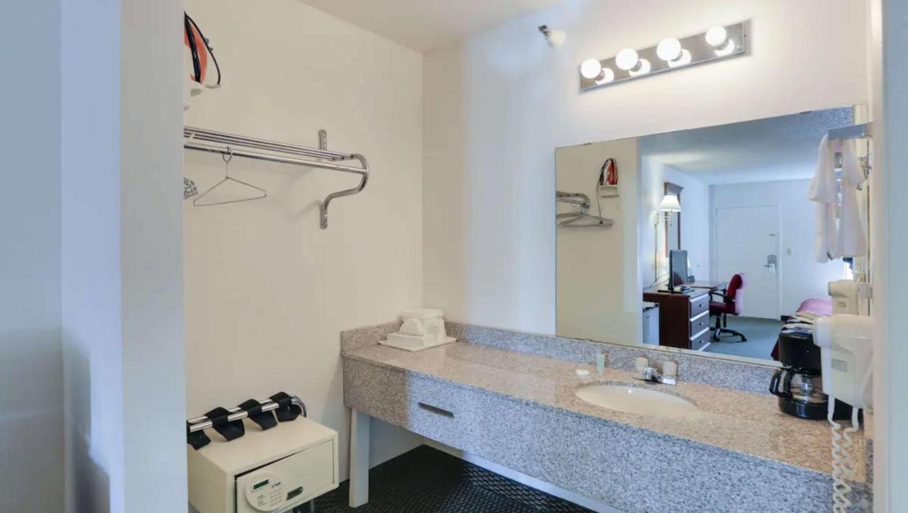 Hotel Magnuson Bradenton